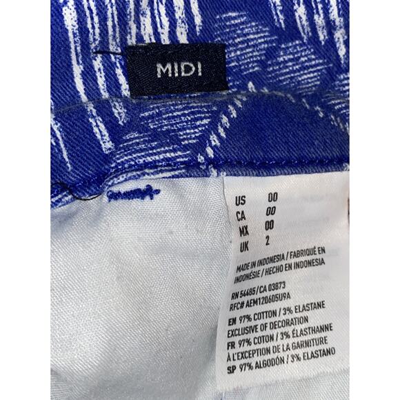 American Eagle Shorts Womens Size 00 Midi Stretch Blue Diamond Print - Picture 4 of 4